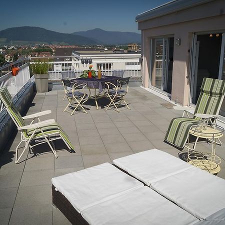 En Attique - Residence Le Ronsard ซิลิสตาต์ ภายนอก รูปภาพ