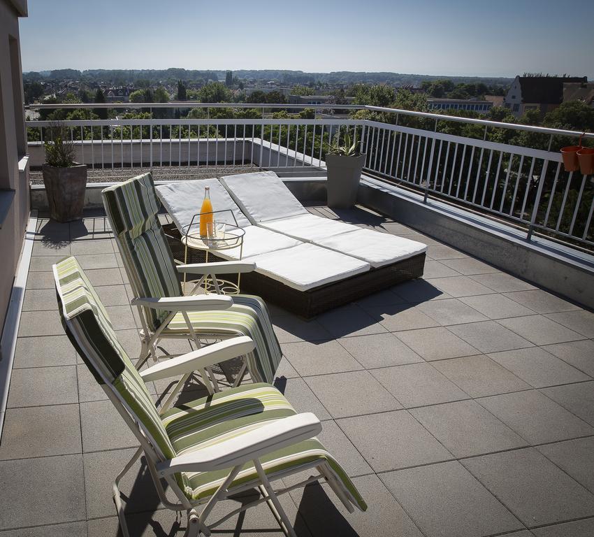En Attique - Residence Le Ronsard ซิลิสตาต์ ภายนอก รูปภาพ