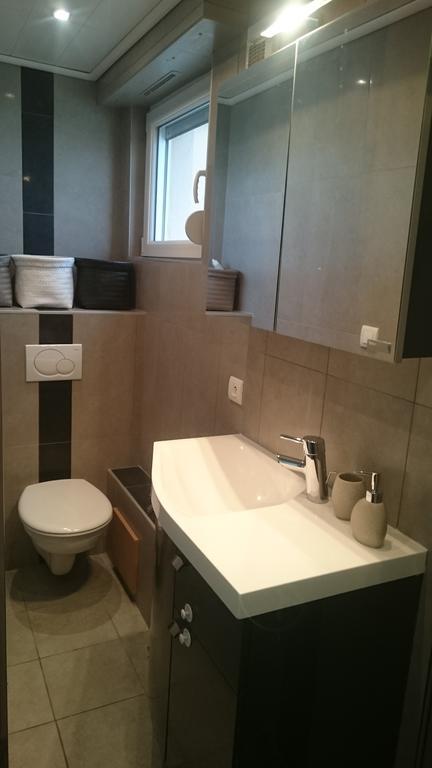 En Attique - Residence Le Ronsard ซิลิสตาต์ ภายนอก รูปภาพ