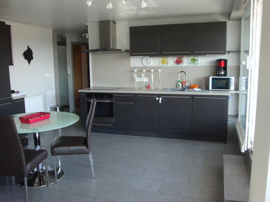 En Attique - Residence Le Ronsard ซิลิสตาต์ ภายนอก รูปภาพ