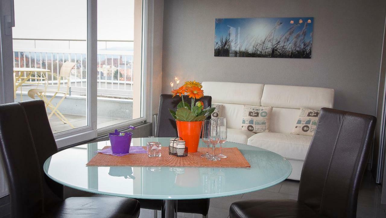 En Attique - Residence Le Ronsard ซิลิสตาต์ ภายนอก รูปภาพ